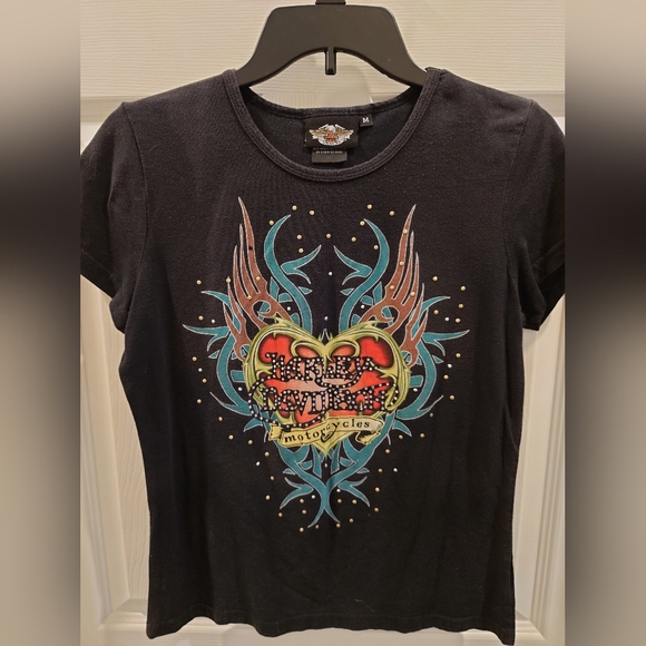 Harley-Davidson Tops - Harley Davidson Heart Rhinestone tee size M